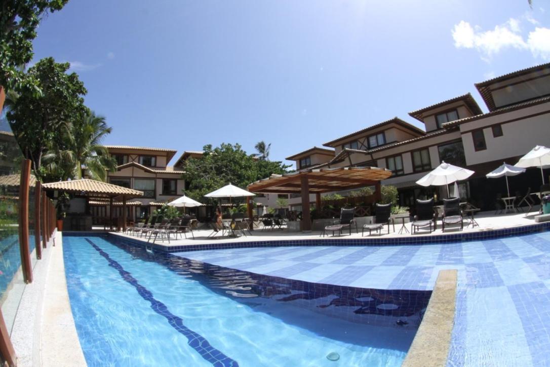 Apt Na Praia Do Forte Em Condominio Frente Mar! Bagian luar foto