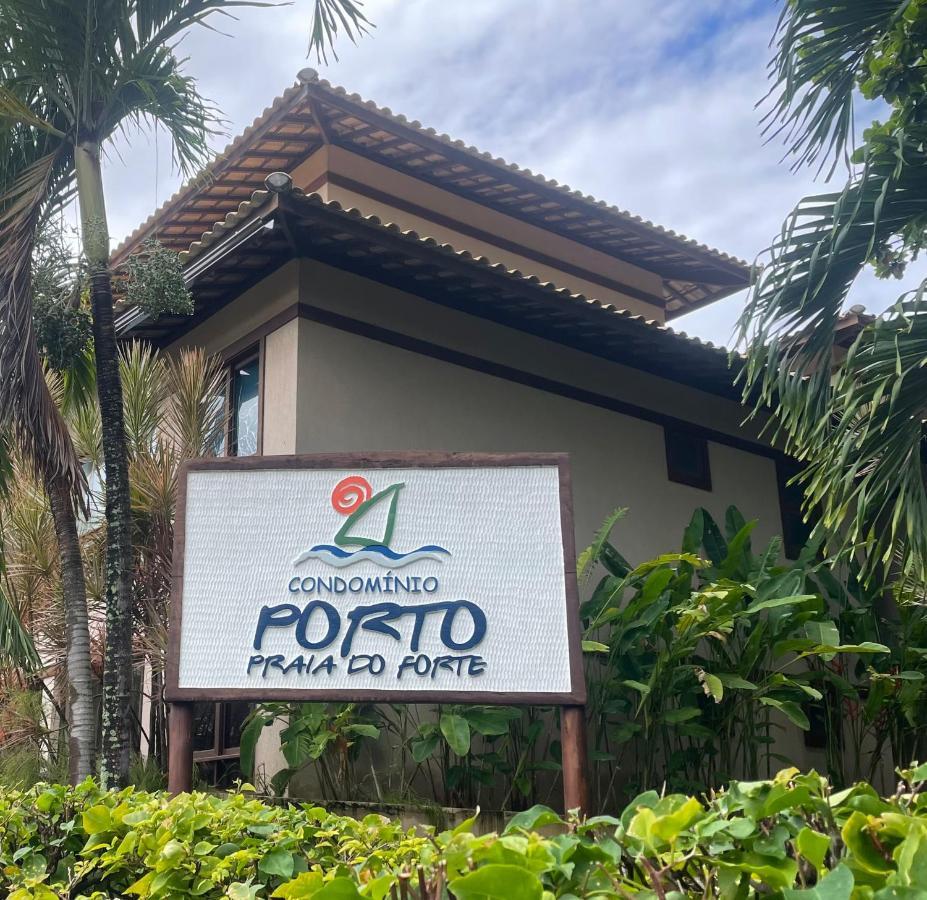Apt Na Praia Do Forte Em Condominio Frente Mar! Bagian luar foto